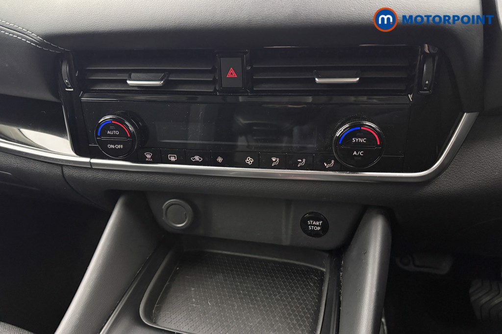 Nissan Qashqai N-Connecta Automatic Petrol-Electric Hybrid SUV - Stock Number (1623495) - 12th supplementary image