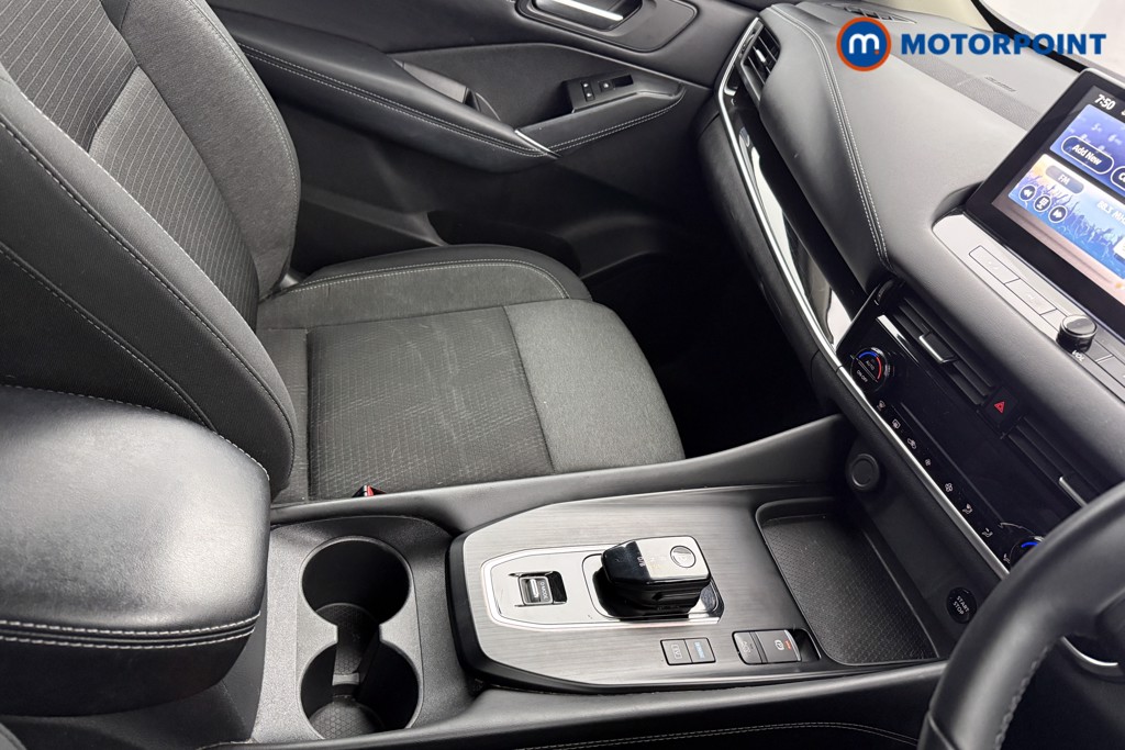 Nissan Qashqai N-Connecta Automatic Petrol-Electric Hybrid SUV - Stock Number (1623495) - 15th supplementary image
