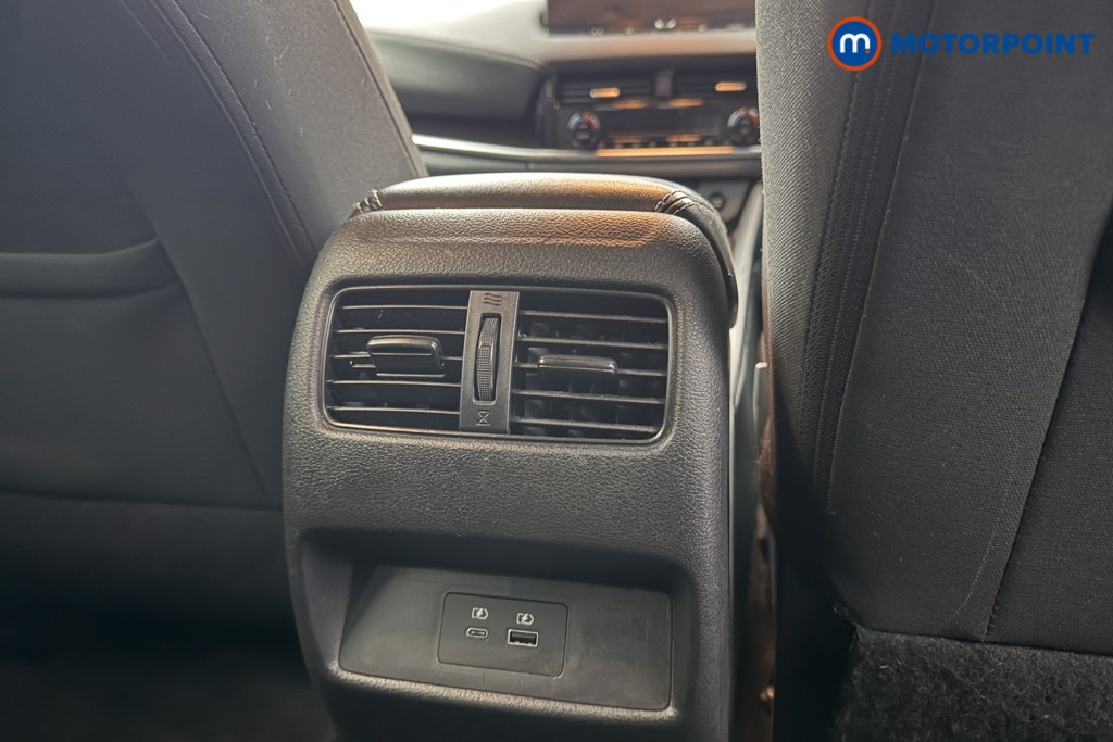 Nissan Qashqai N-Connecta Automatic Petrol-Electric Hybrid SUV - Stock Number (1623495) - 23rd supplementary image