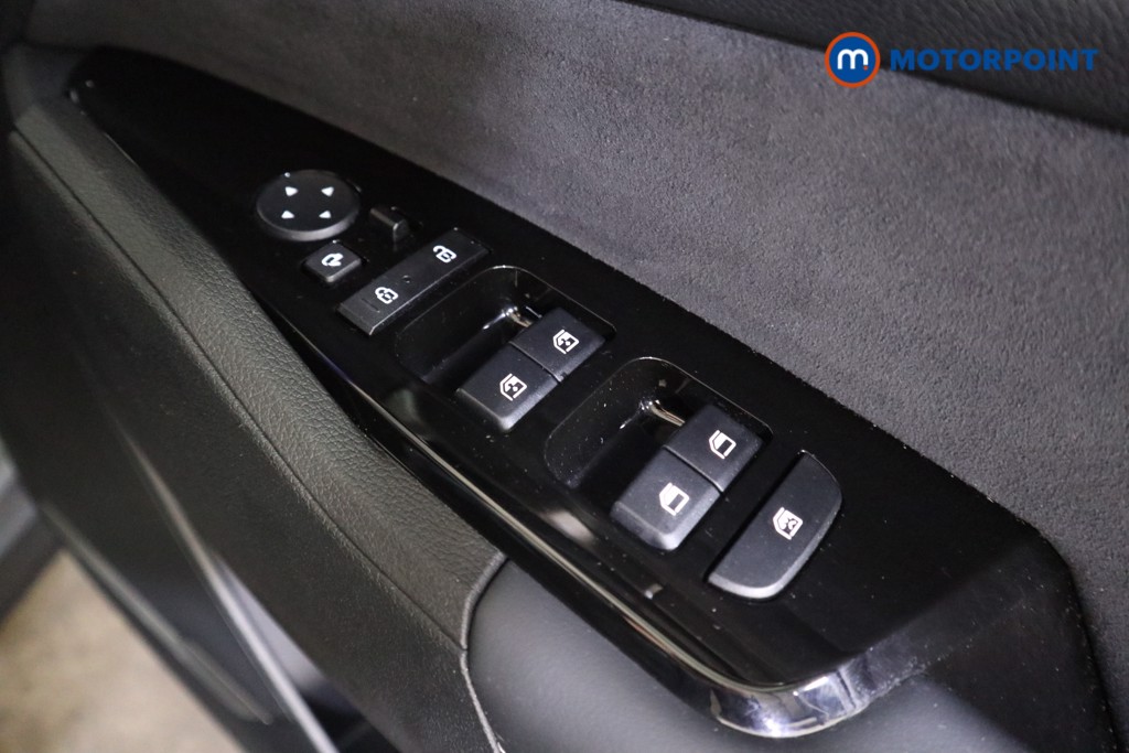 KIA Sportage Gt-Line Automatic Petrol-Electric Hybrid SUV - Stock Number (1623709) - 16th supplementary image