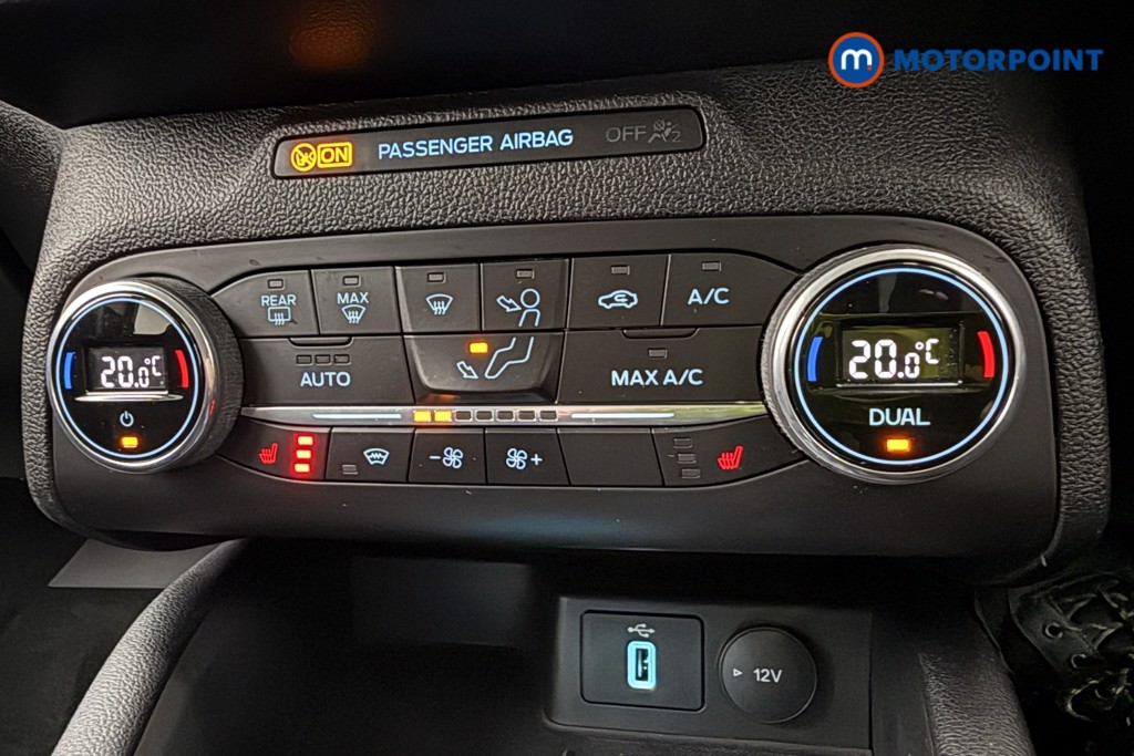 Ford Focus Titanium Manual Diesel Estate - Stock Number (1623905) - 16th supplementary image