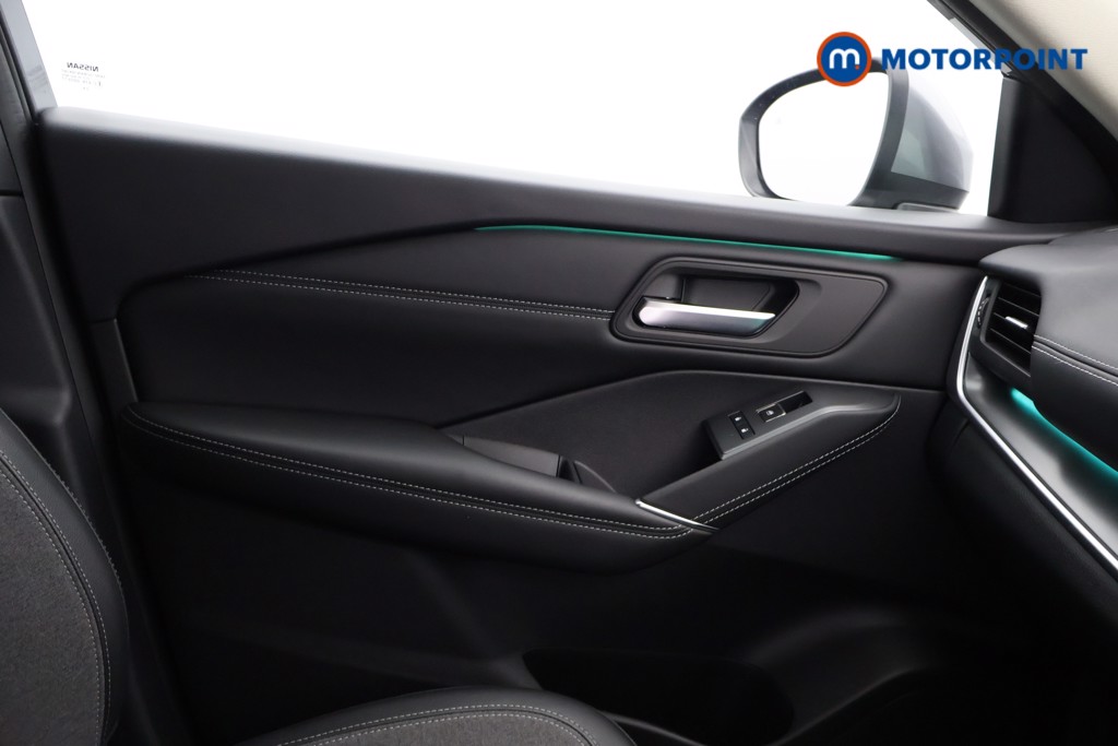 Nissan Qashqai N-Connecta Manual Petrol SUV - Stock Number (1624084) - 17th supplementary image