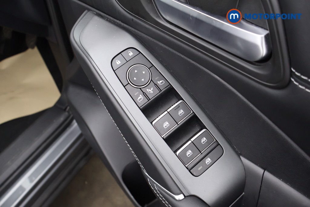 Nissan Qashqai N-Connecta Manual Petrol SUV - Stock Number (1624084) - 20th supplementary image