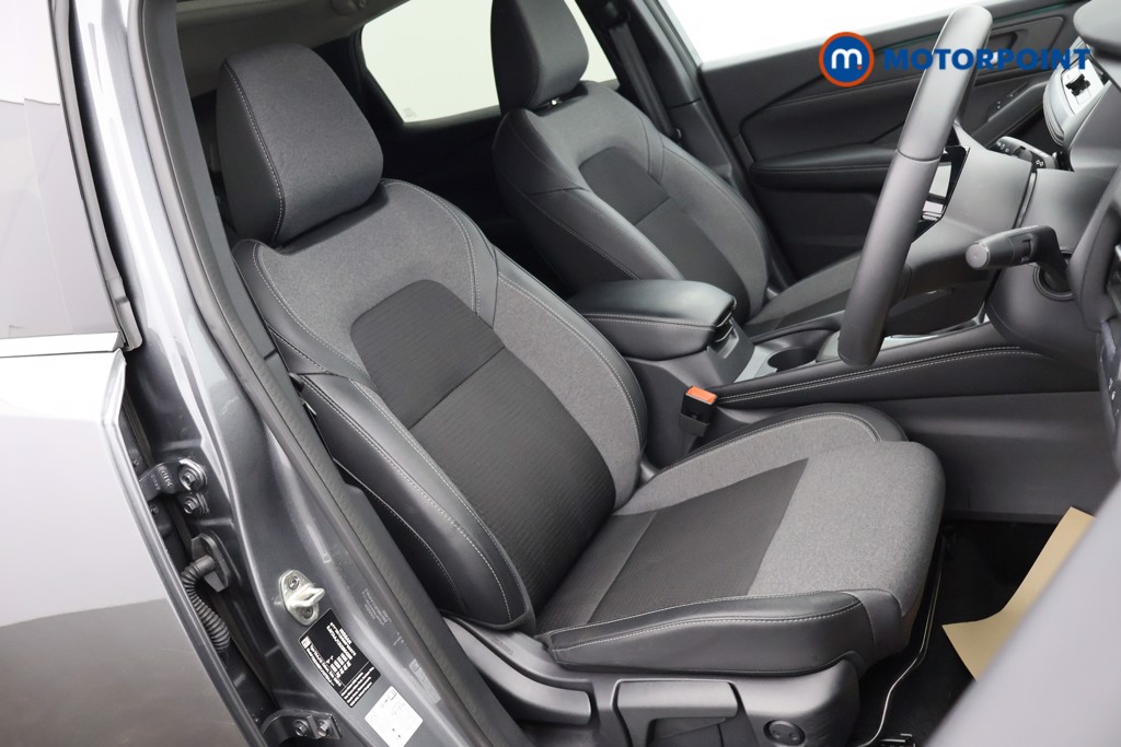 Nissan Qashqai N-Connecta Manual Petrol SUV - Stock Number (1624084) - 21st supplementary image