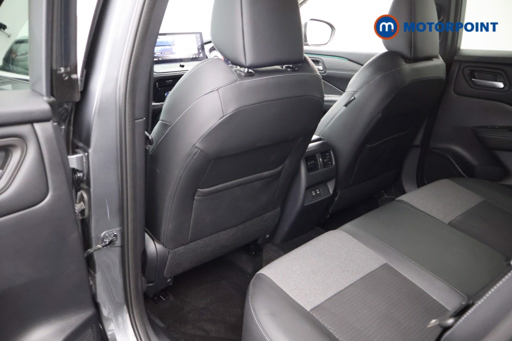 Nissan Qashqai N-Connecta Manual Petrol SUV - Stock Number (1624084) - 27th supplementary image