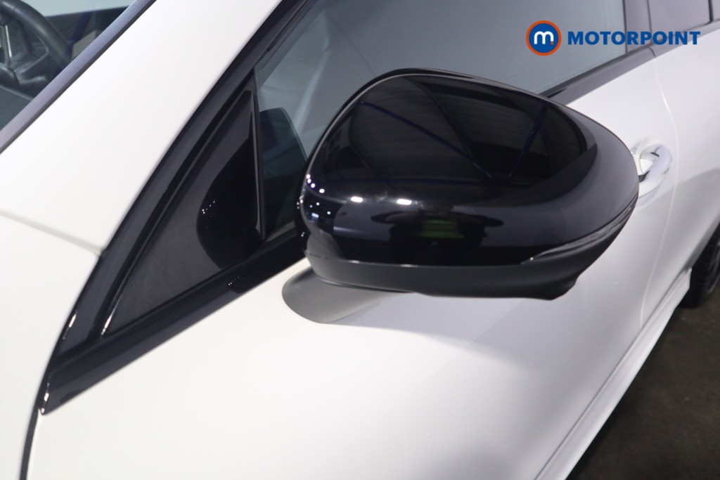 Mercedes-Benz CLA Amg Line Automatic Petrol Coupe - Stock Number (1624105) - 33rd supplementary image