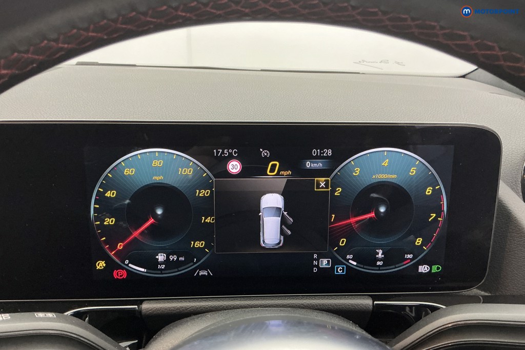 Mercedes-Benz GLA Amg Line Automatic Petrol SUV - Stock Number (1624283) - 11th supplementary image