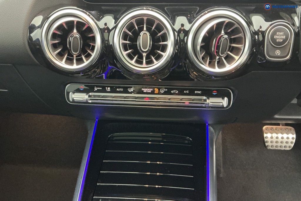 Mercedes-Benz GLA Amg Line Automatic Petrol SUV - Stock Number (1624283) - 22nd supplementary image