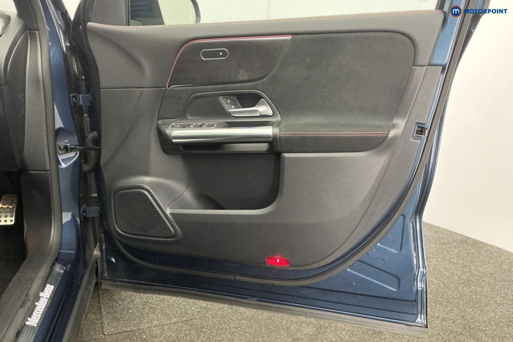 Mercedes-Benz GLA Amg Line Automatic Petrol SUV - Stock Number (1624283) - 28th supplementary image