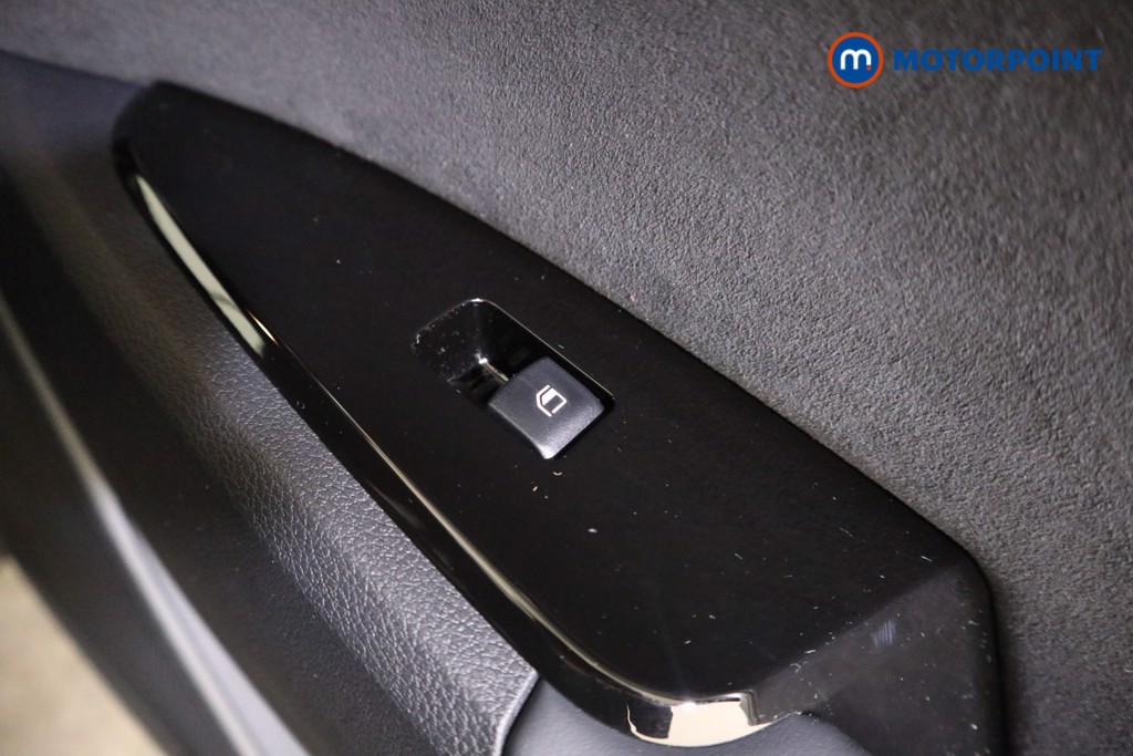 KIA Sportage Gt-Line Automatic Petrol-Electric Hybrid SUV - Stock Number (1624303) - 22nd supplementary image