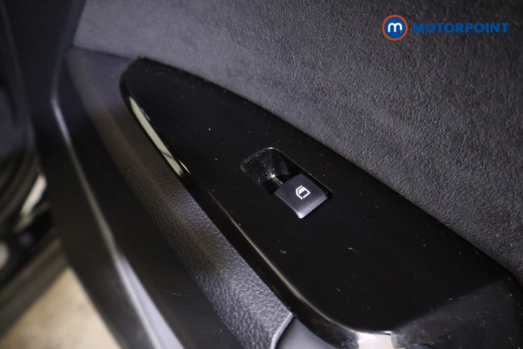 KIA Sportage Gt-Line Automatic Petrol-Electric Hybrid SUV - Stock Number (1624307) - 22nd supplementary image