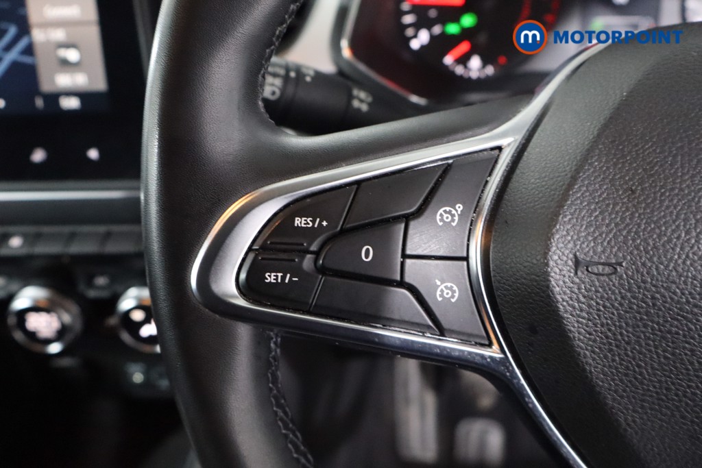 Renault Captur Iconic Manual Diesel SUV - Stock Number (1624461) - 7th supplementary image