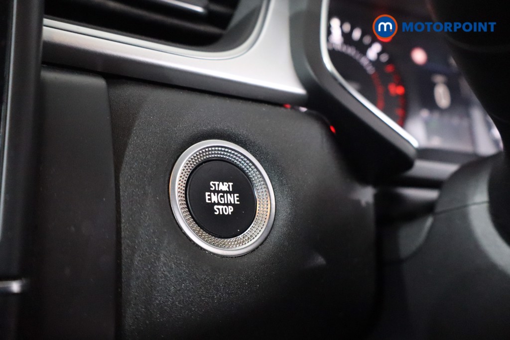 Renault Captur Iconic Manual Diesel SUV - Stock Number (1624461) - 21st supplementary image