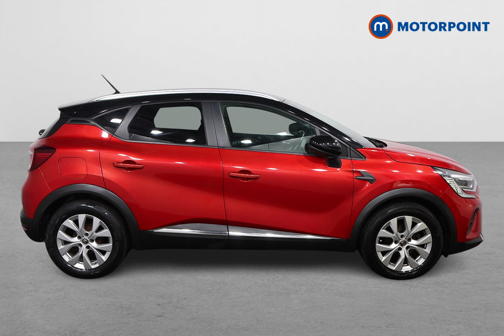 Renault Captur Iconic Manual Diesel SUV - Stock Number (1624461) - Drivers side
