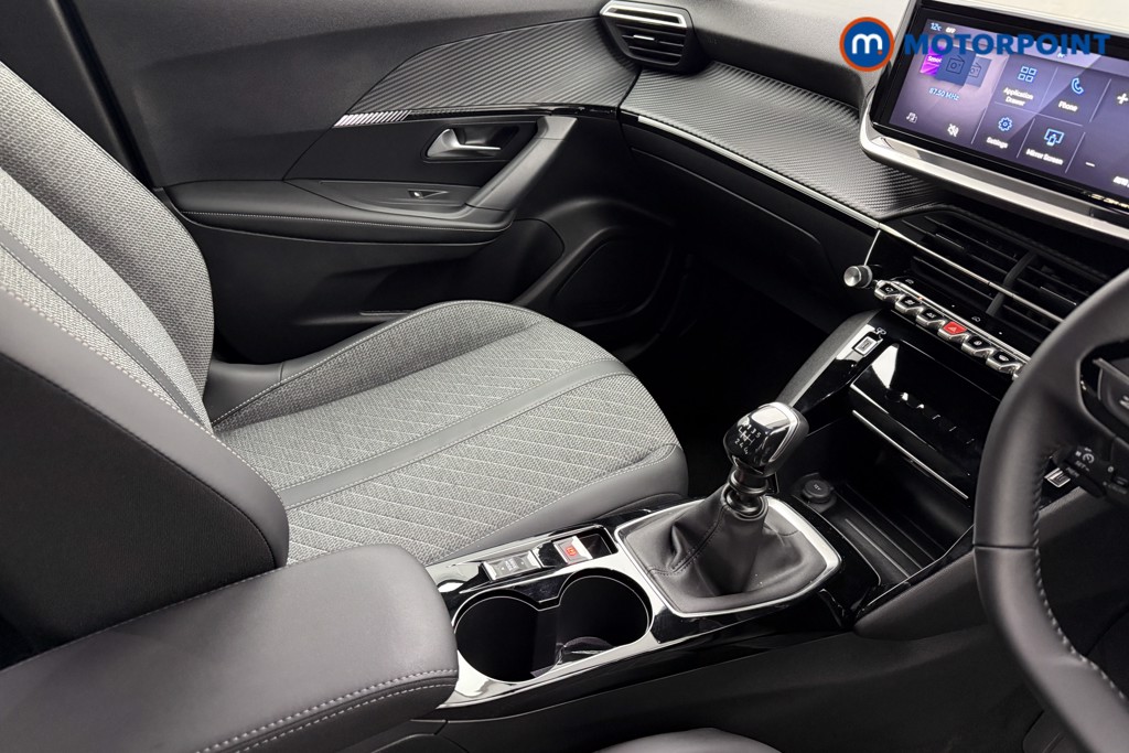 Peugeot 2008 Allure Manual Petrol SUV - Stock Number (1624984) - 13th supplementary image