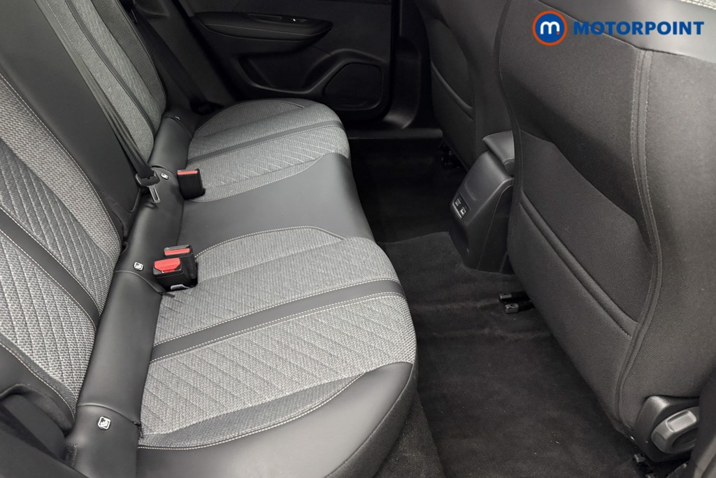 Peugeot 2008 Allure Manual Petrol SUV - Stock Number (1624984) - 18th supplementary image