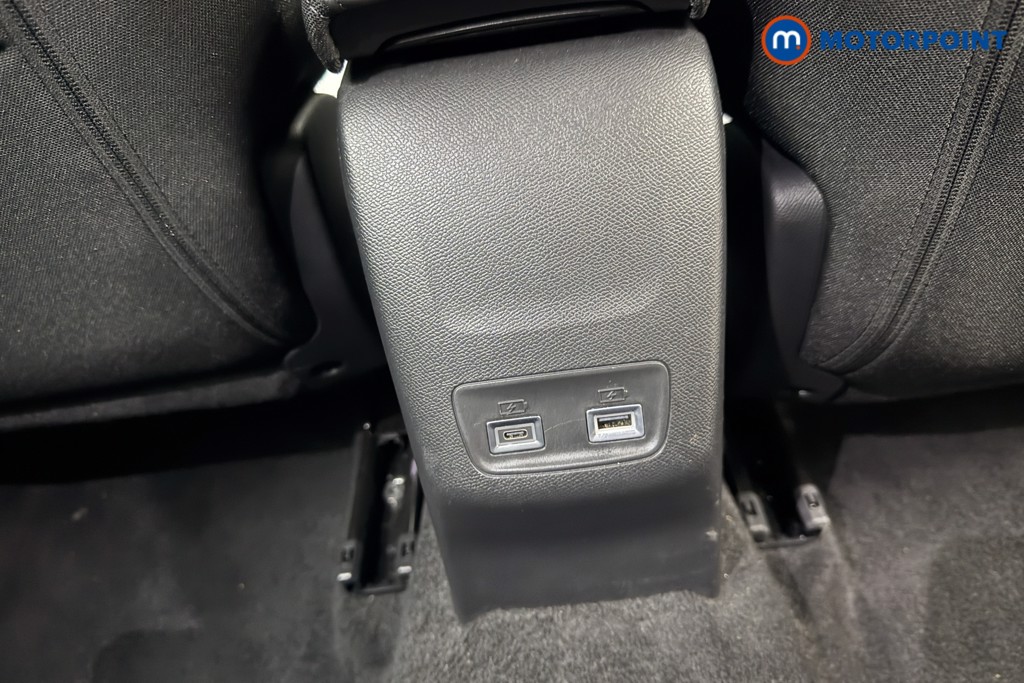 Peugeot 2008 Allure Manual Petrol SUV - Stock Number (1624984) - 20th supplementary image