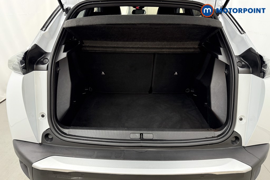Peugeot 2008 Allure Manual Petrol SUV - Stock Number (1624984) - 21st supplementary image