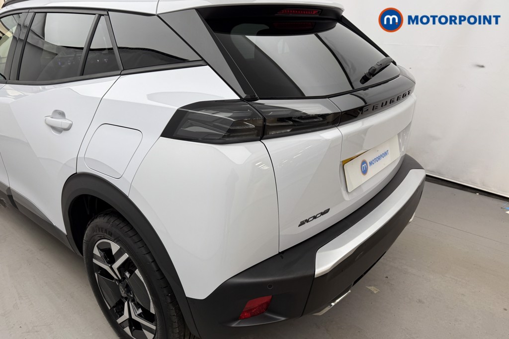 Peugeot 2008 Allure Manual Petrol SUV - Stock Number (1624984) - 22nd supplementary image