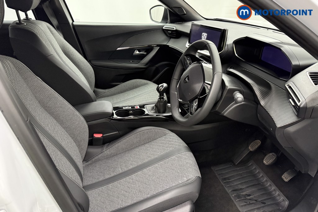 Peugeot 2008 Allure Manual Petrol SUV - Stock Number (1624984) - 1st supplementary image
