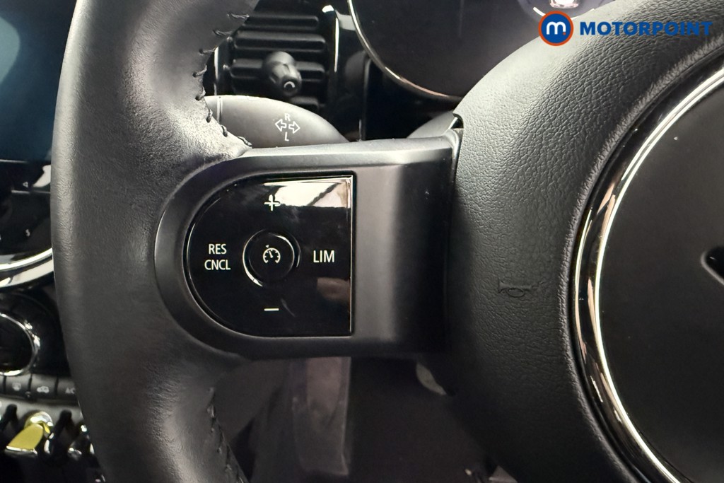 Mini Hatchback Cooper S Level 2 Automatic Electric Hatchback - Stock Number (1625522) - 3rd supplementary image