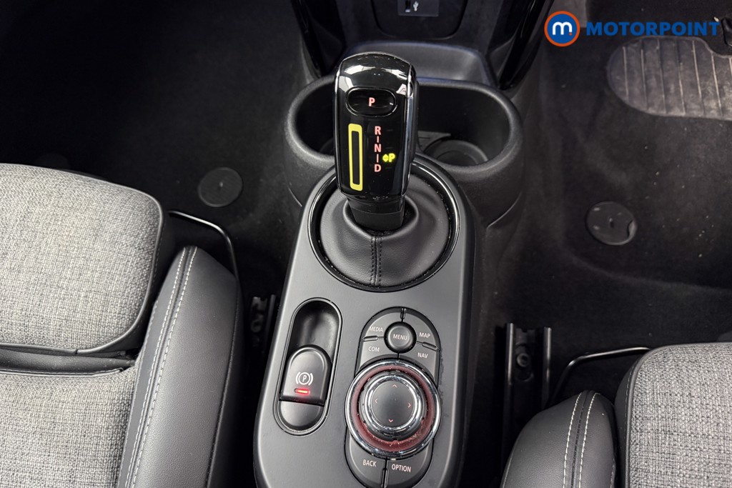 Mini Hatchback Cooper S Level 2 Automatic Electric Hatchback - Stock Number (1625522) - 13th supplementary image