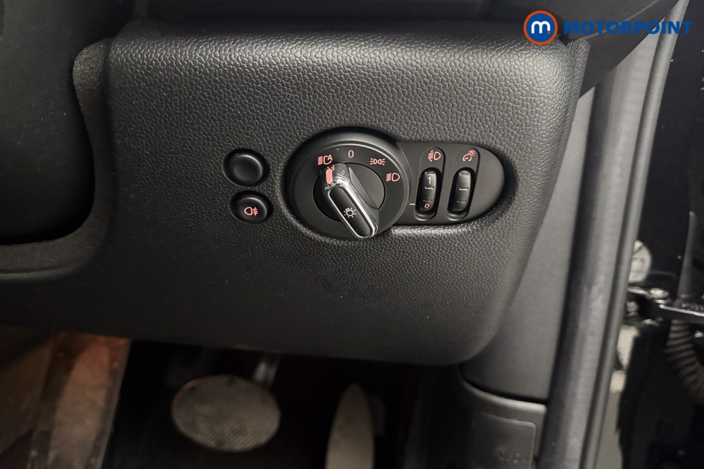 Mini Hatchback Cooper S Level 2 Automatic Electric Hatchback - Stock Number (1625522) - 15th supplementary image