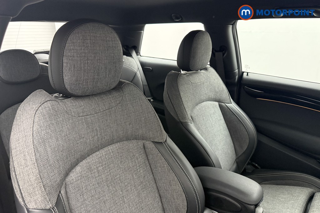 Mini Hatchback Cooper S Level 2 Automatic Electric Hatchback - Stock Number (1625522) - 18th supplementary image