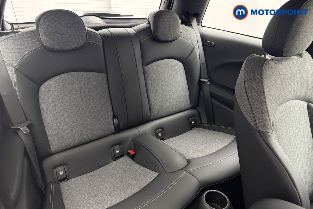 Mini Hatchback Cooper S Level 2 Automatic Electric Hatchback - Stock Number (1625522) - 19th supplementary image