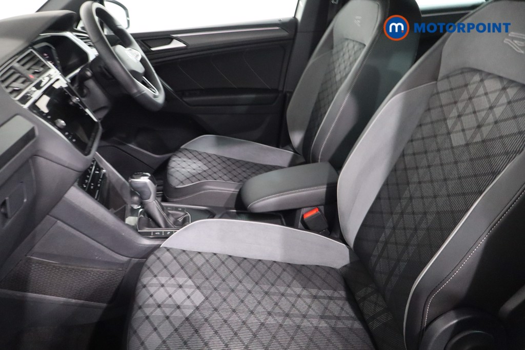 Volkswagen Tiguan R-Line Automatic Petrol SUV - Stock Number (1625790) - 4th supplementary image