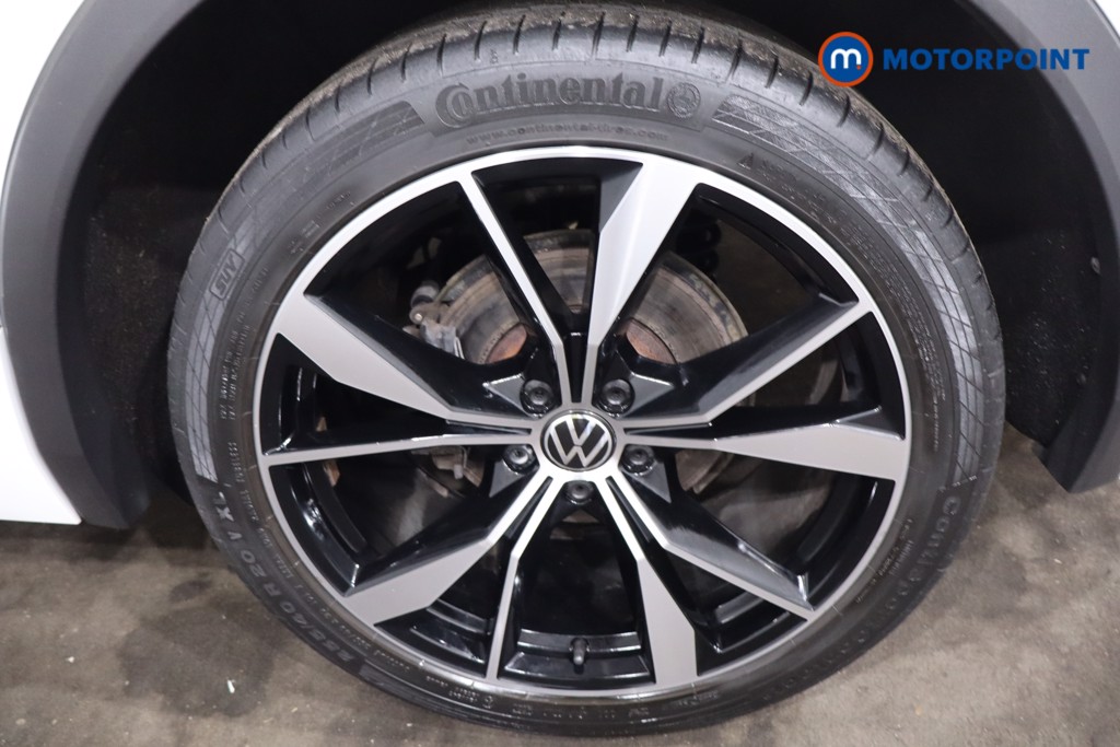 Volkswagen Tiguan R-Line Automatic Petrol SUV - Stock Number (1625790) - 12th supplementary image