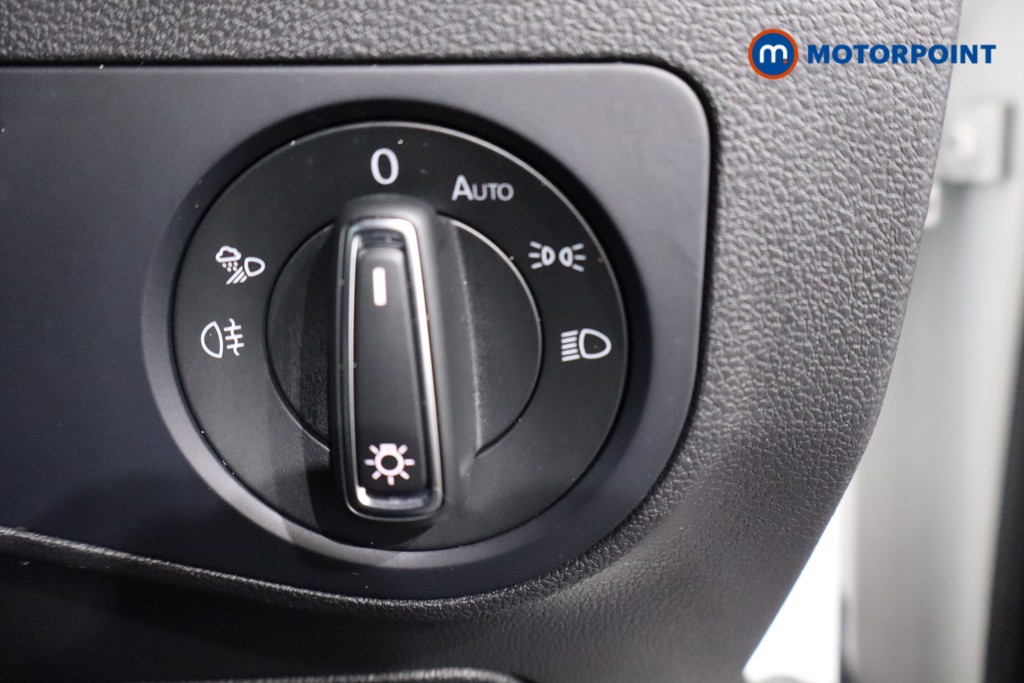 Volkswagen Tiguan R-Line Automatic Petrol SUV - Stock Number (1625790) - 17th supplementary image