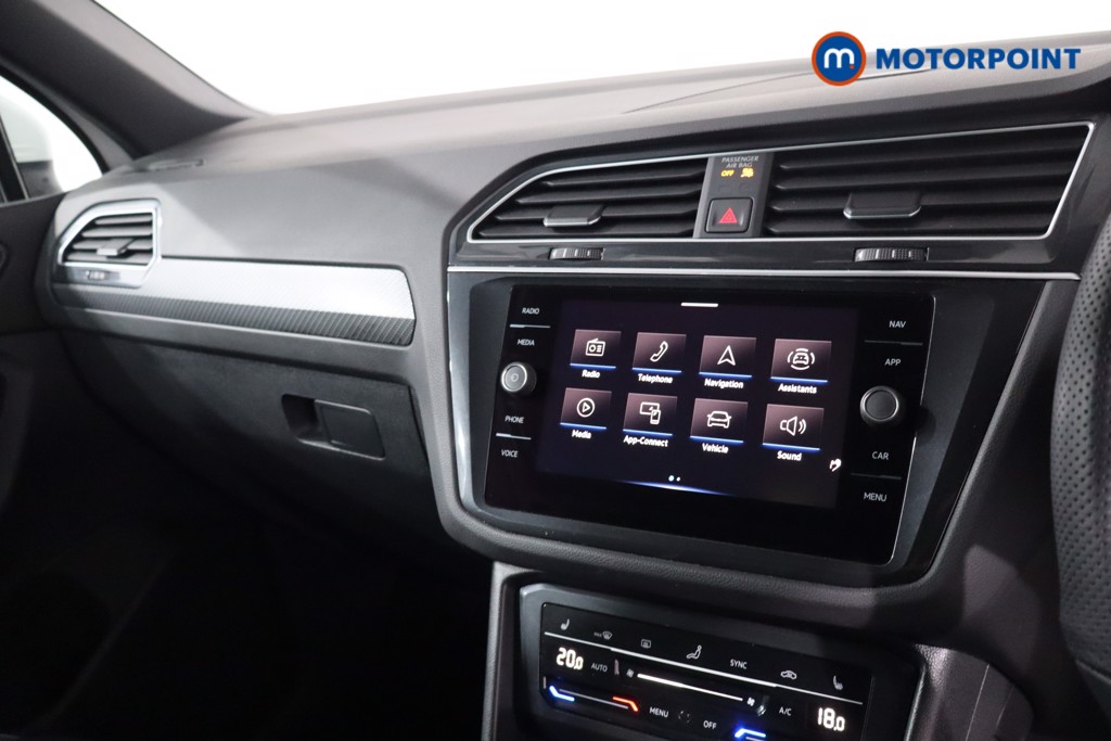 Volkswagen Tiguan R-Line Automatic Petrol SUV - Stock Number (1625790) - 20th supplementary image