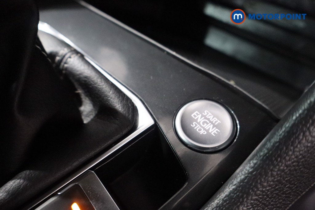 Volkswagen Tiguan R-Line Automatic Petrol SUV - Stock Number (1625790) - 24th supplementary image