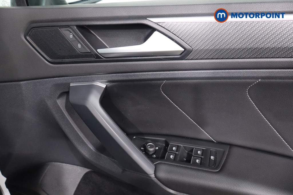 Volkswagen Tiguan R-Line Automatic Petrol SUV - Stock Number (1625790) - 30th supplementary image