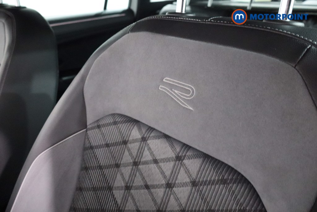 Volkswagen Tiguan R-Line Automatic Petrol SUV - Stock Number (1625790) - 31st supplementary image