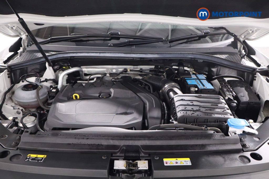 Volkswagen Tiguan R-Line Automatic Petrol SUV - Stock Number (1625790) - 39th supplementary image