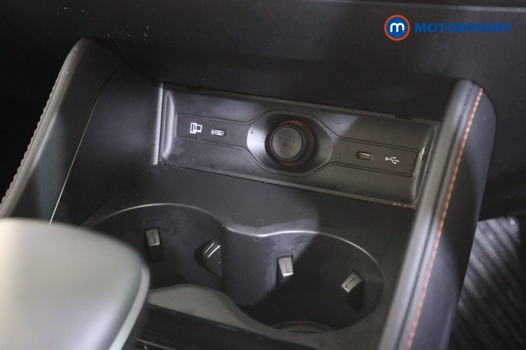 Mg Motor Uk HS Trophy Automatic Petrol Plug-In Hybrid SUV - Stock Number (1625847) - 9th supplementary image