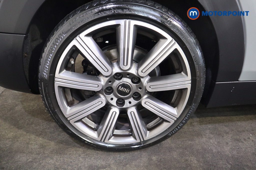 Mini Clubman Cooper Exclusive Automatic Petrol Estate - Stock Number (1626109) - 24th supplementary image