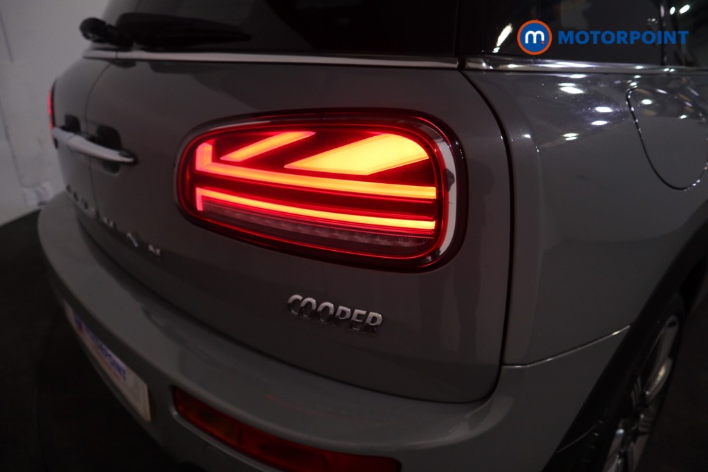 Mini Clubman Cooper Exclusive Automatic Petrol Estate - Stock Number (1626109) - 32nd supplementary image
