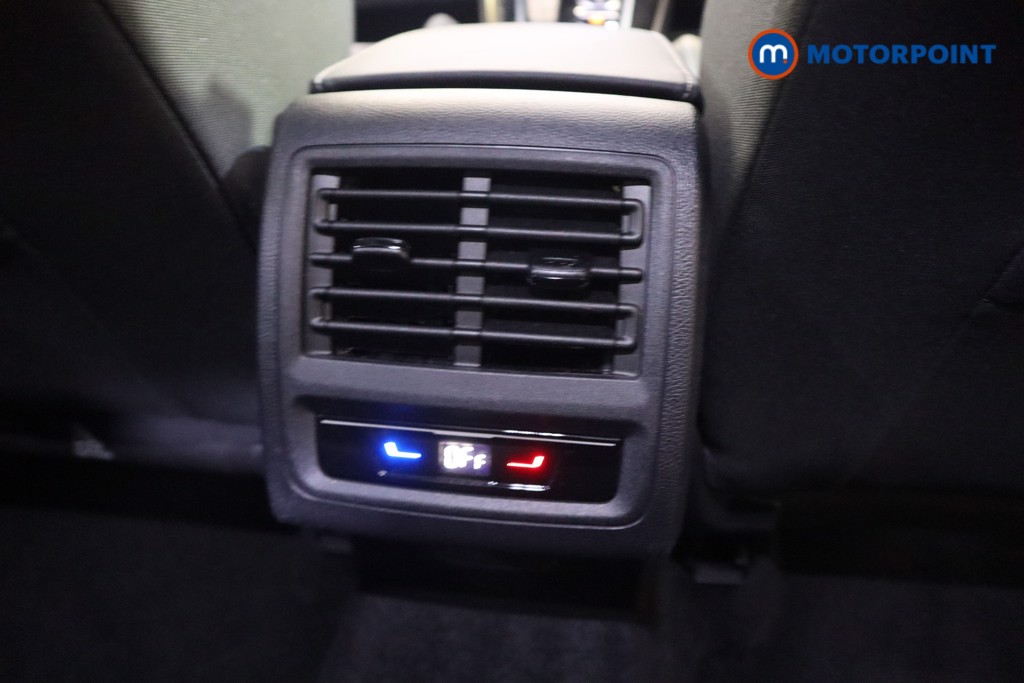 Volkswagen Golf GTD Automatic Diesel Hatchback - Stock Number (1626110) - 29th supplementary image