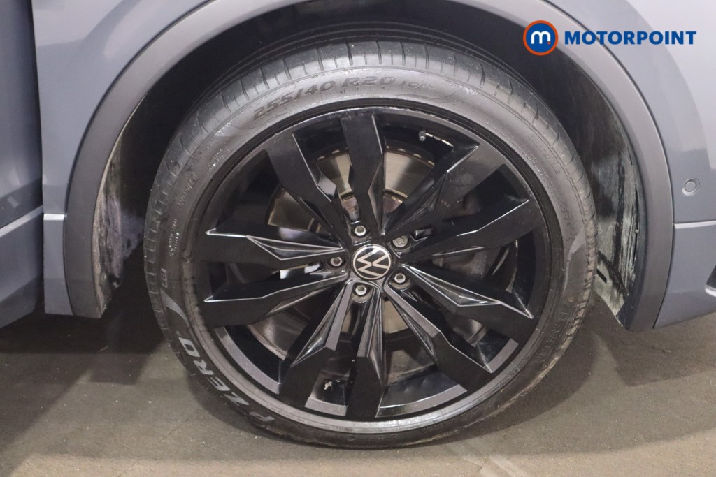Volkswagen Tiguan Black Edition Automatic Petrol Plug-In Hybrid SUV - Stock Number (1626120) - 11th supplementary image