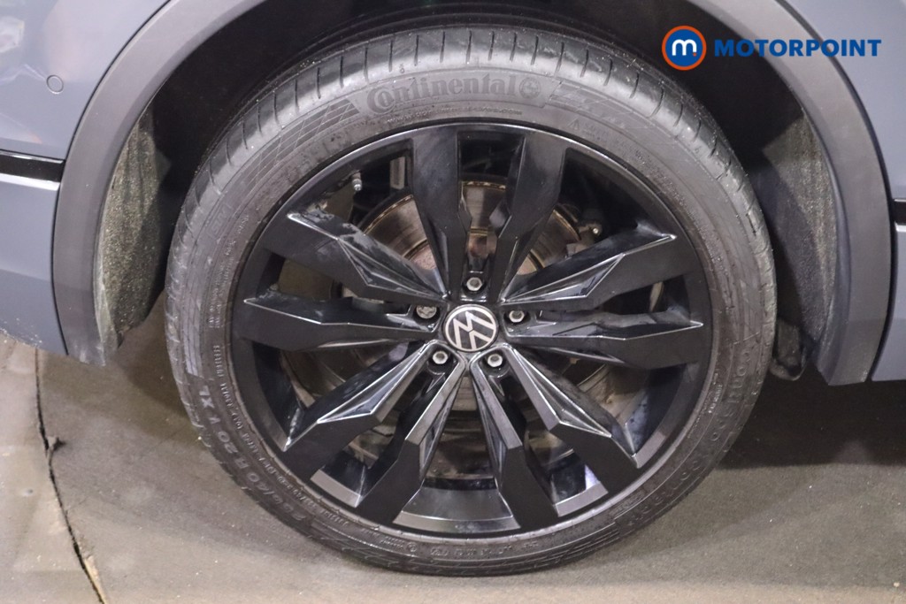 Volkswagen Tiguan Black Edition Automatic Petrol Plug-In Hybrid SUV - Stock Number (1626120) - 12th supplementary image