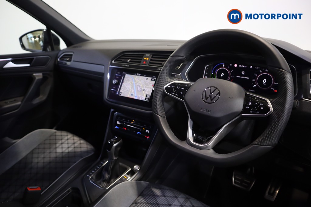Volkswagen Tiguan Black Edition Automatic Petrol Plug-In Hybrid SUV - Stock Number (1626120) - 1st supplementary image