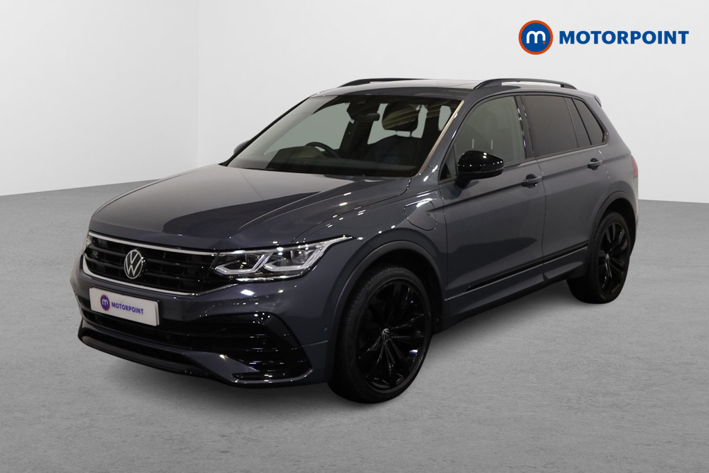 Volkswagen Tiguan Black Edition Automatic Petrol Plug-In Hybrid SUV - Stock Number (1626120) - Passenger side front corner