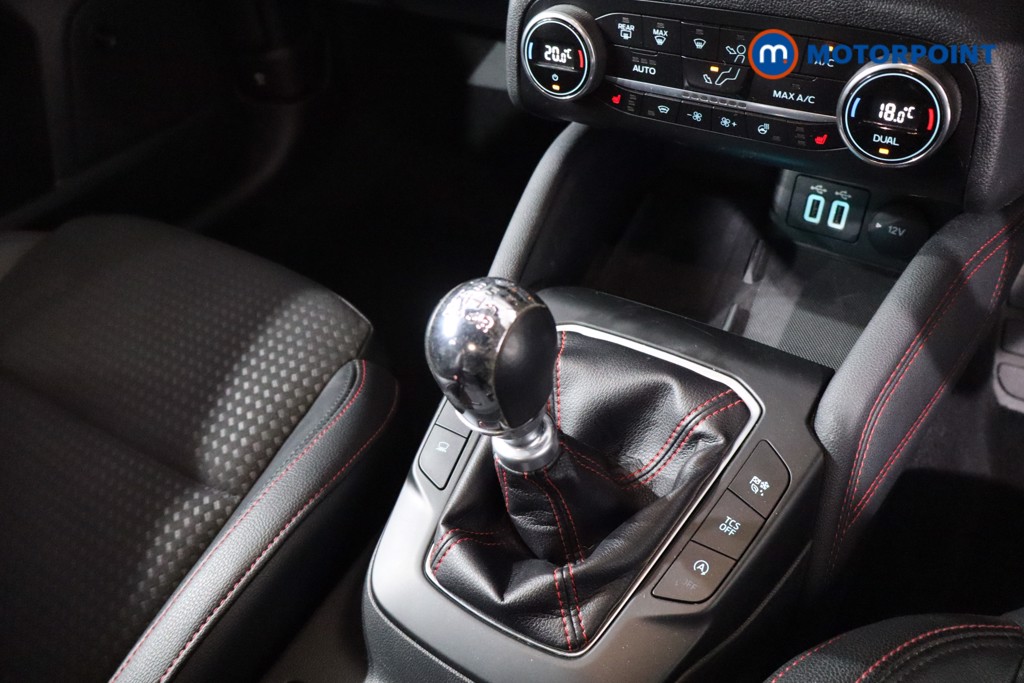 Ford Focus St-Line X Edition Manual Petrol Estate - Stock Number (1626342) - 21st supplementary image