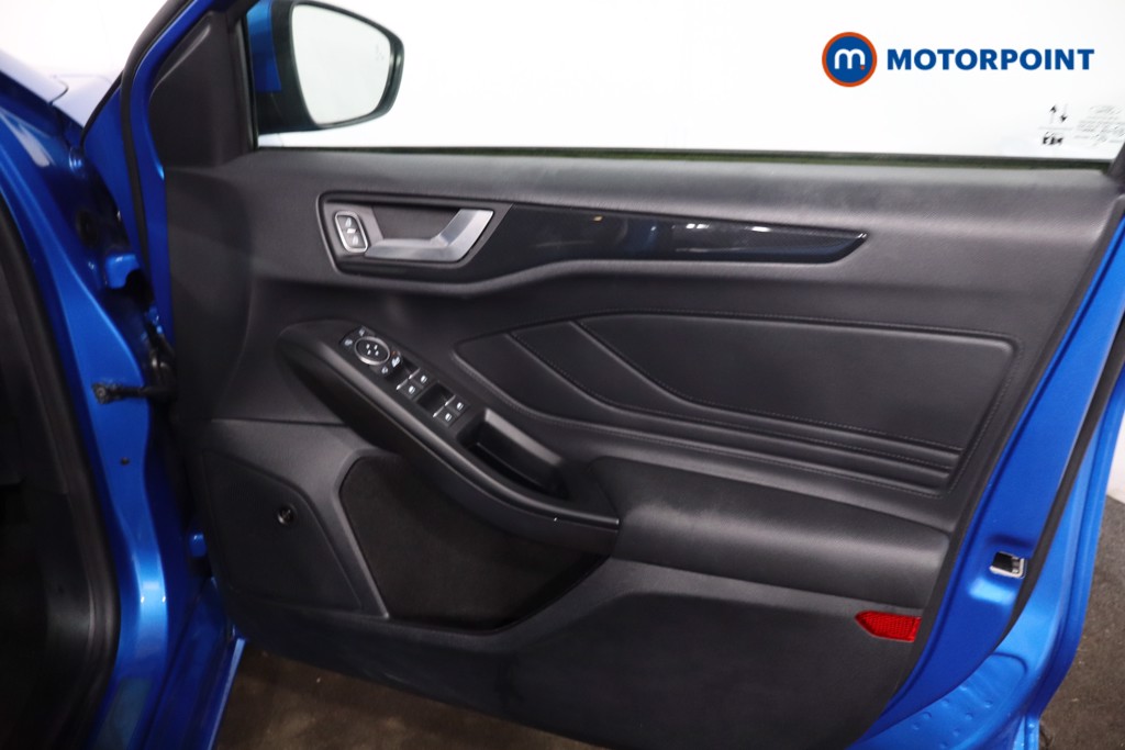 Ford Focus St-Line X Edition Manual Petrol Estate - Stock Number (1626342) - 25th supplementary image