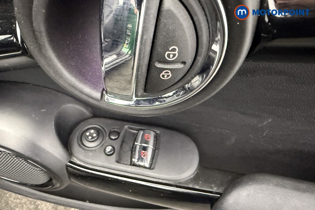 Mini Hatchback Cooper S Level 2 Automatic Electric Hatchback - Stock Number (1626608) - 14th supplementary image