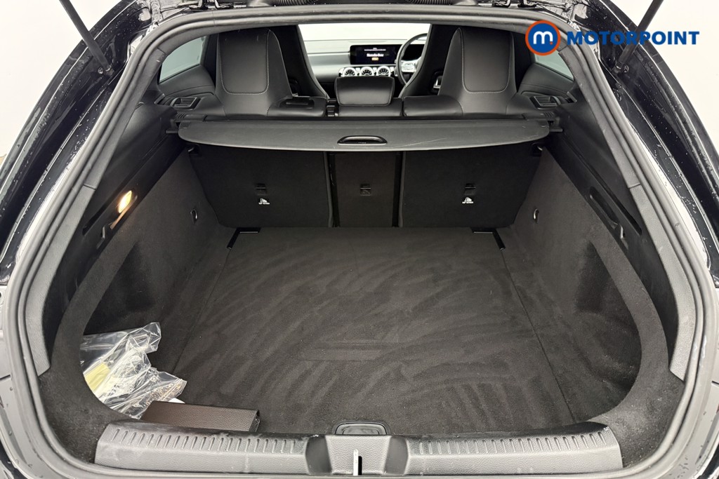 Mercedes-Benz CLA Amg Line Automatic Petrol Estate - Stock Number (1626747) - 5th supplementary image