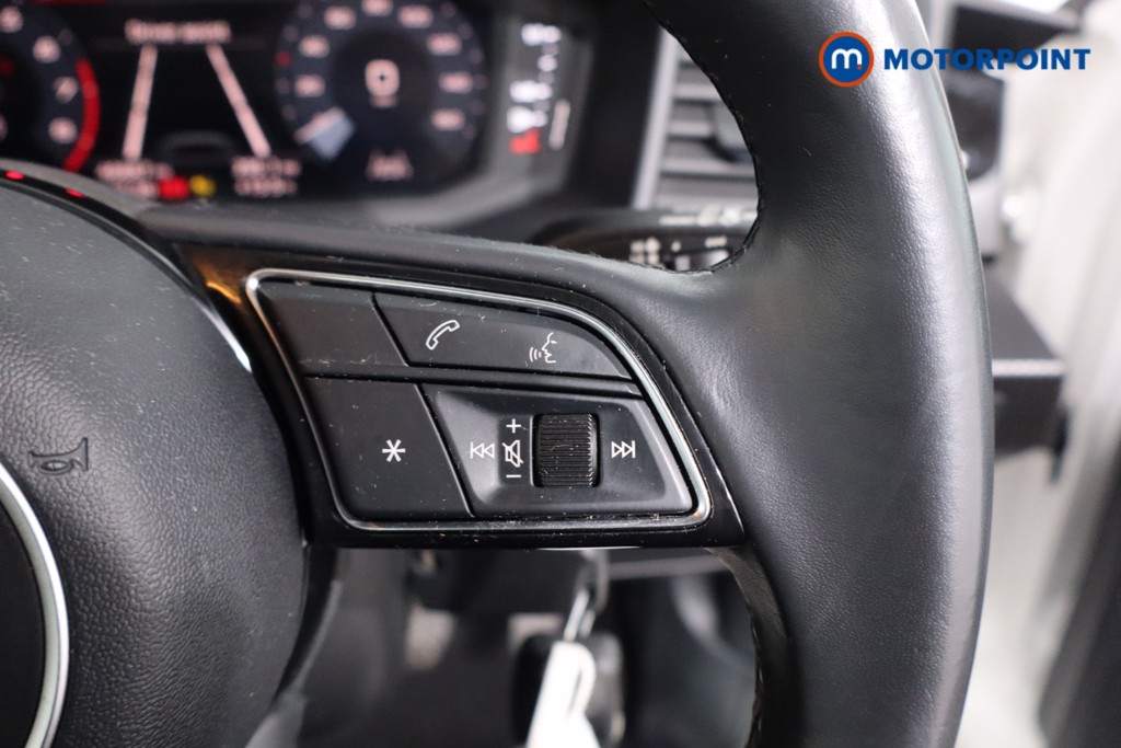 Audi A1 Technik Manual Petrol Hatchback - Stock Number (1627207) - 8th supplementary image